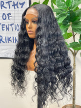 Load image into Gallery viewer, Lynae (Medium)