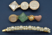 Load image into Gallery viewer, Pearl Hair Clips

