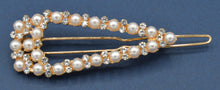 Load image into Gallery viewer, Pearl and gold hair clip
