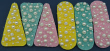 Load image into Gallery viewer, Pearl Hairclips
