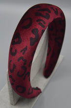 Load image into Gallery viewer, Cheetah Print Sponge Headband
