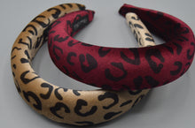 Load image into Gallery viewer, Cheetah Print Sponge Headband
