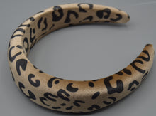 Load image into Gallery viewer, Cheetah Print Sponge Headband
