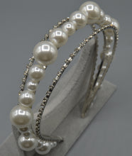 Load image into Gallery viewer, Double Diamond Pearl Headband
