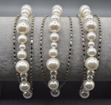 Load image into Gallery viewer, Double Diamond Pearl Headband
