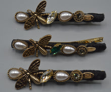 Load image into Gallery viewer, Bee Hair Clips
