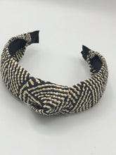 Load image into Gallery viewer, Black and White Headband
