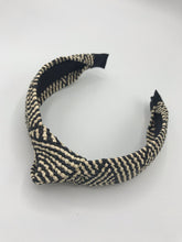 Load image into Gallery viewer, Black and White Headband

